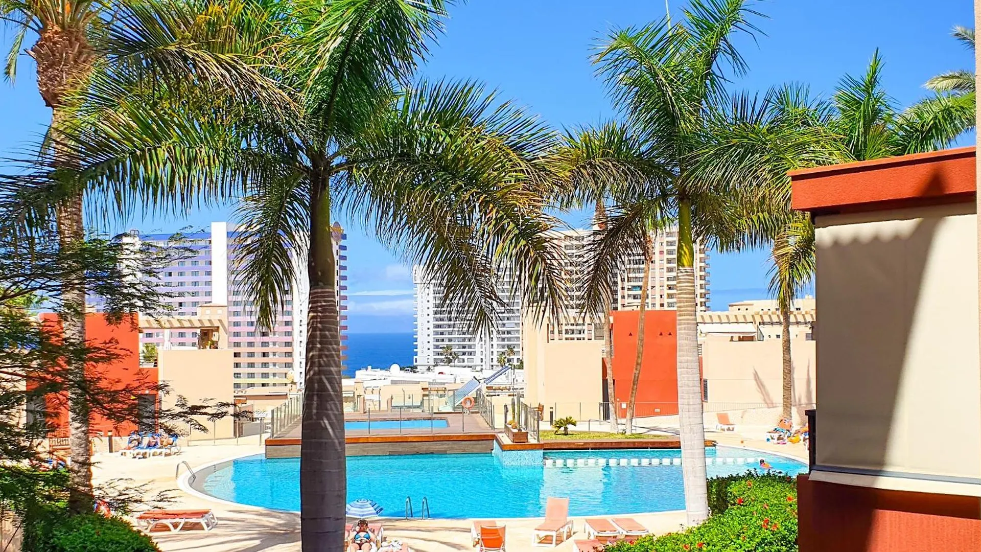 Apartment Sea&Sun Paradise, Heated Pool, 2Br, Parking Playa Paraiso  Spain