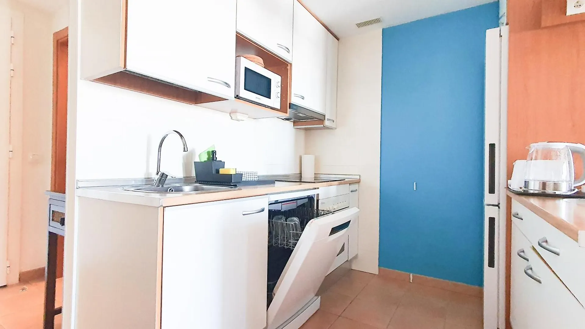 公寓 Sea&Sun Paradise, Heated Pool, 2Br, Parking 帕莱索海滩